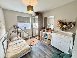 Photo 16- click for photo gallery